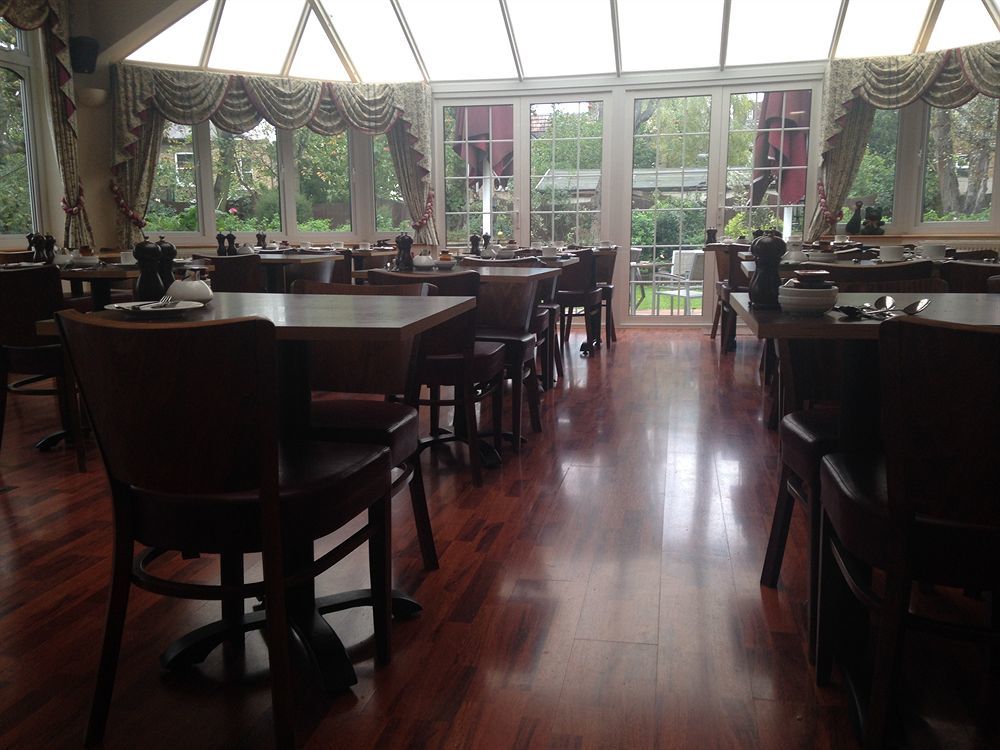 โรงแรมเกลนลิน บาร์เน็ท ภายนอก รูปภาพ